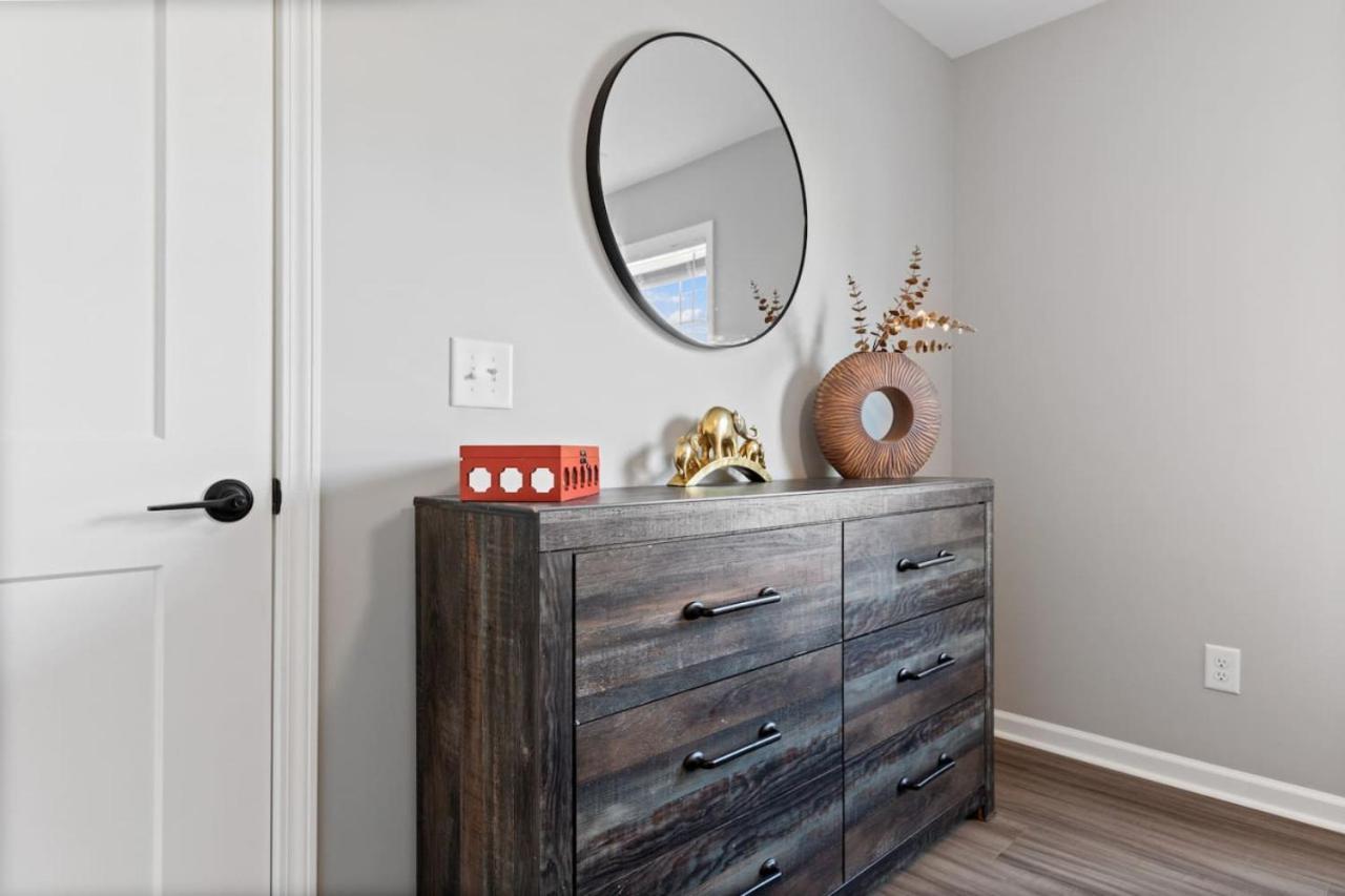 New Luxe Apt 3Br Downtown Fay Unit B Феєтвілл Екстер'єр фото