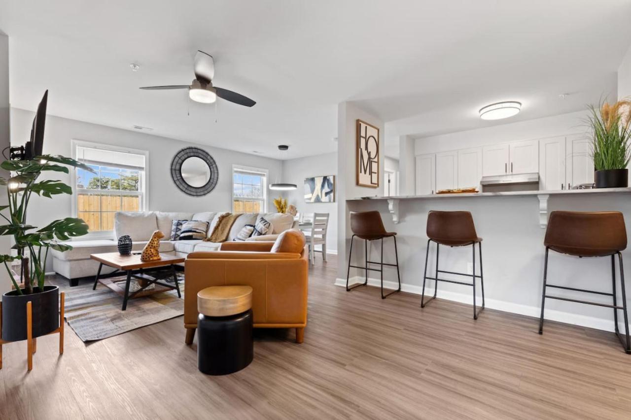 New Luxe Apt 3Br Downtown Fay Unit B Феєтвілл Екстер'єр фото